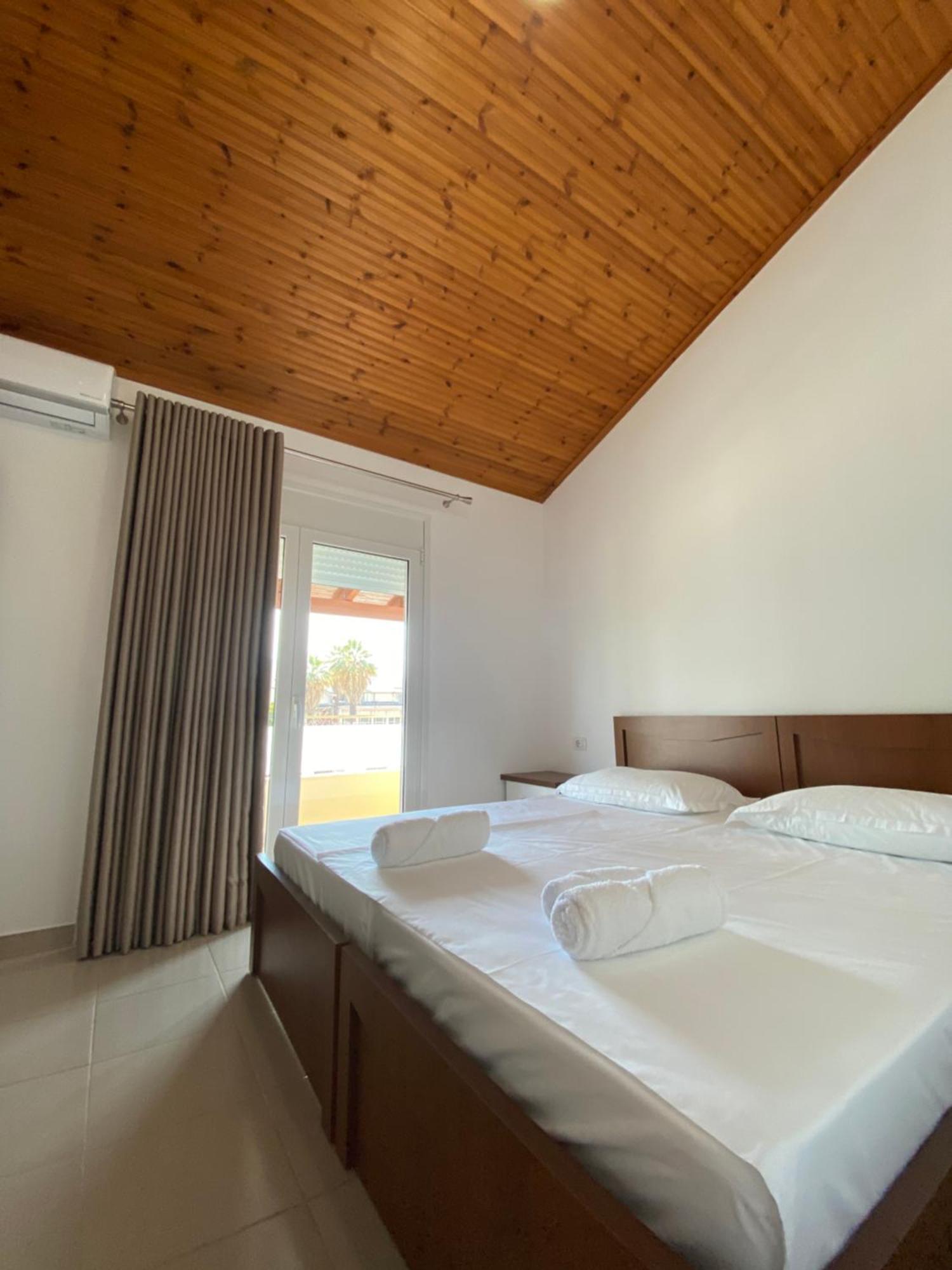 Villa Niku Berat Buitenkant foto