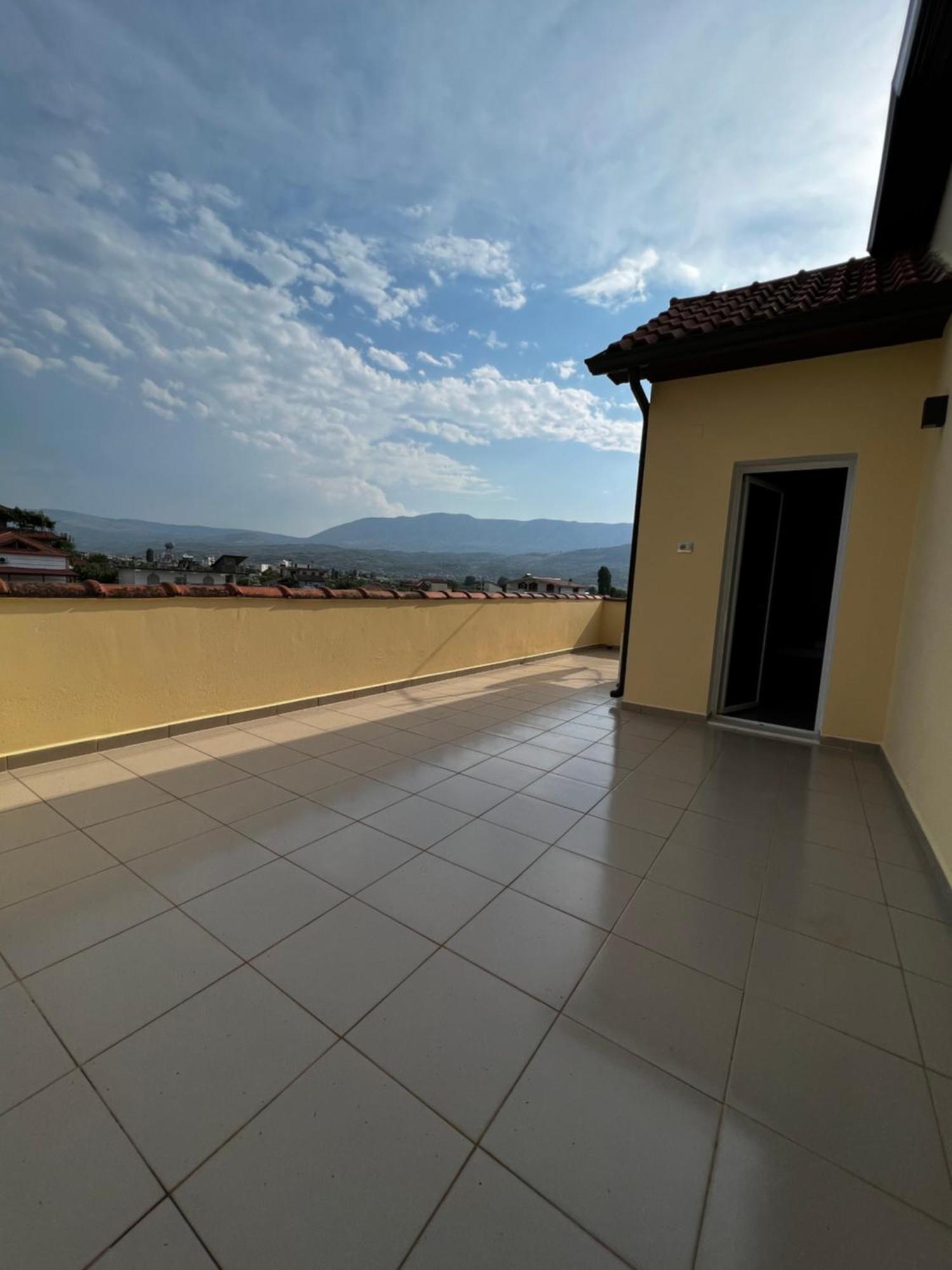 Villa Niku Berat Buitenkant foto